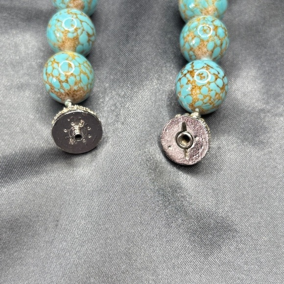 Turquoise Beaded Necklace with Silver Clasp - Picture 2 of 4
